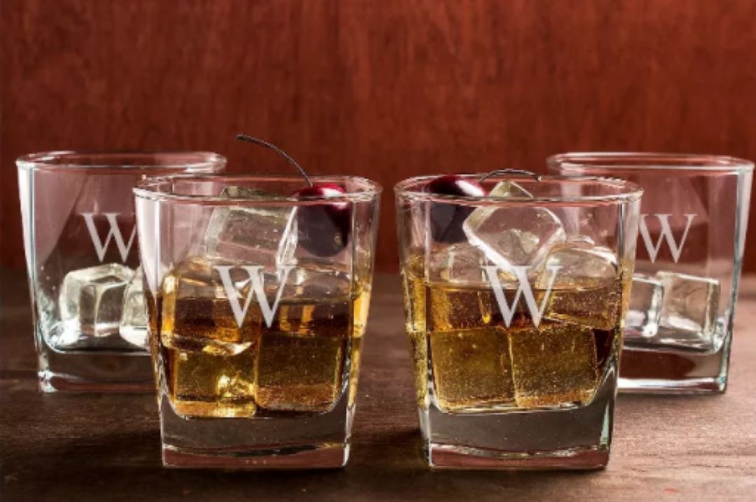 monogrammed_scotch_glasses