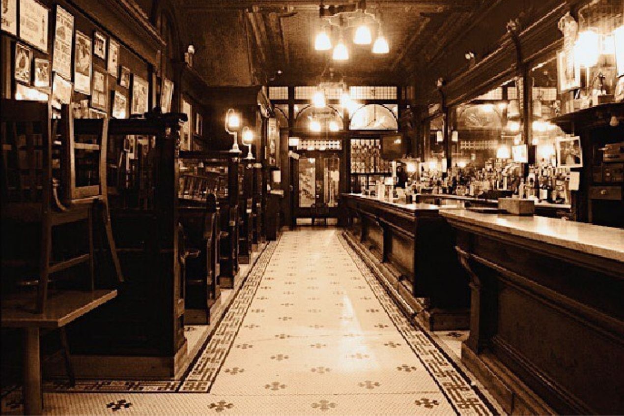 Photo for: Landmark and historic bars of New York